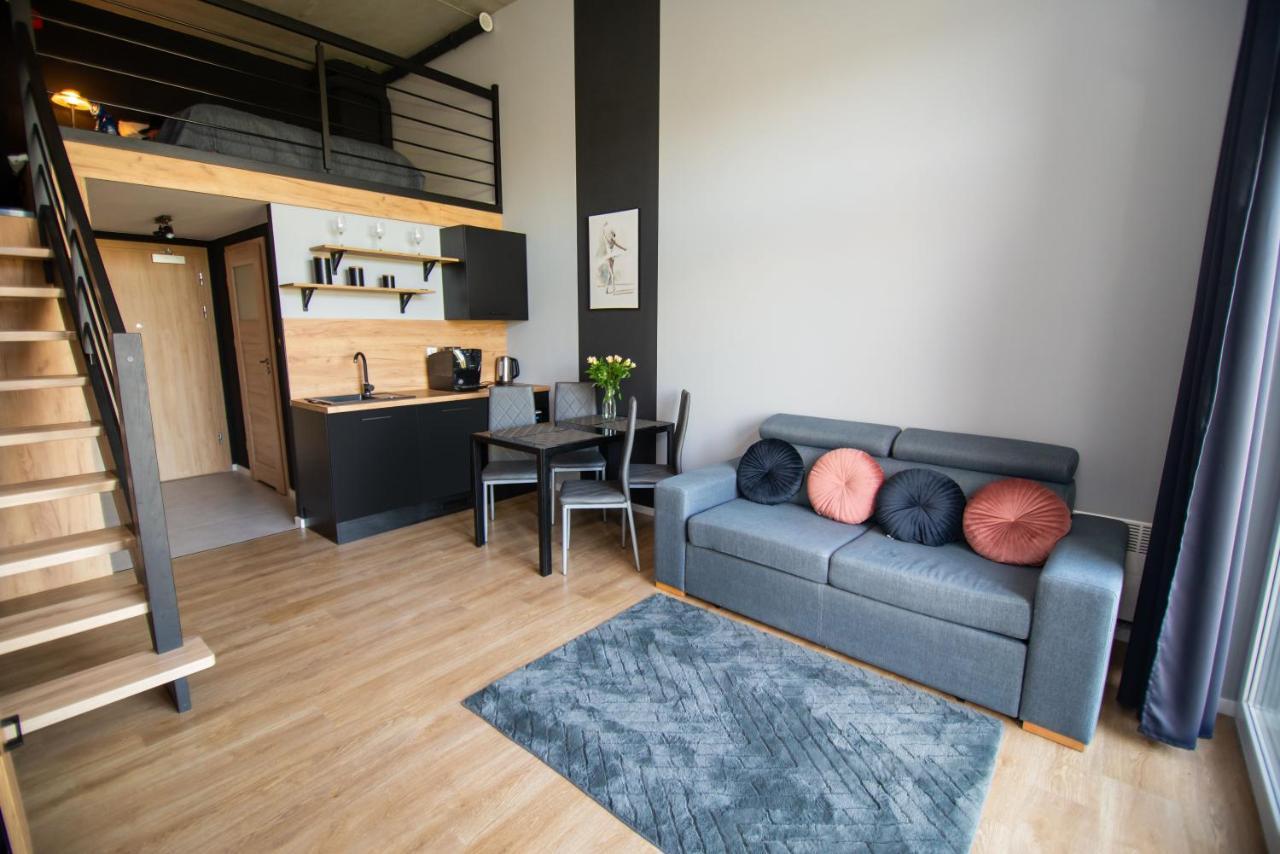 Studia Przy Lotnisku Od Wroclawapartament-Pl Exterior foto