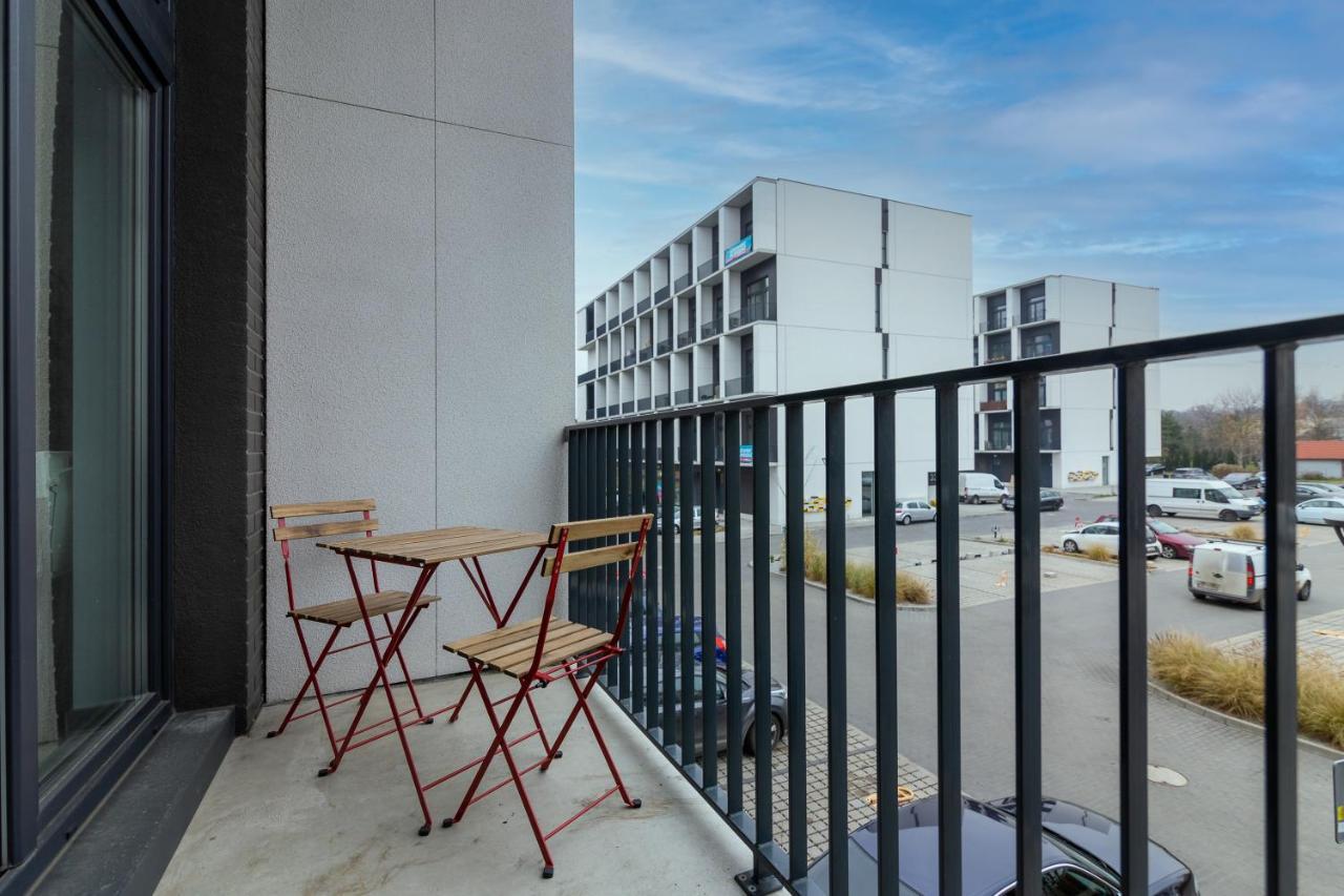 Studia Przy Lotnisku Od Wroclawapartament-Pl Exterior foto